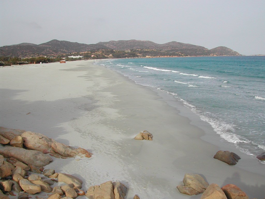 Spiaggia Simius inverno by www.villasimiusonlin…