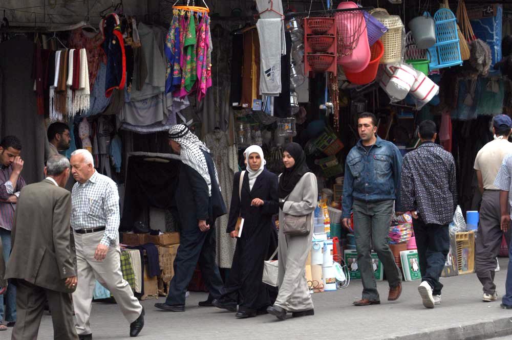 Amman - Hussein Street by Thomas Ritter