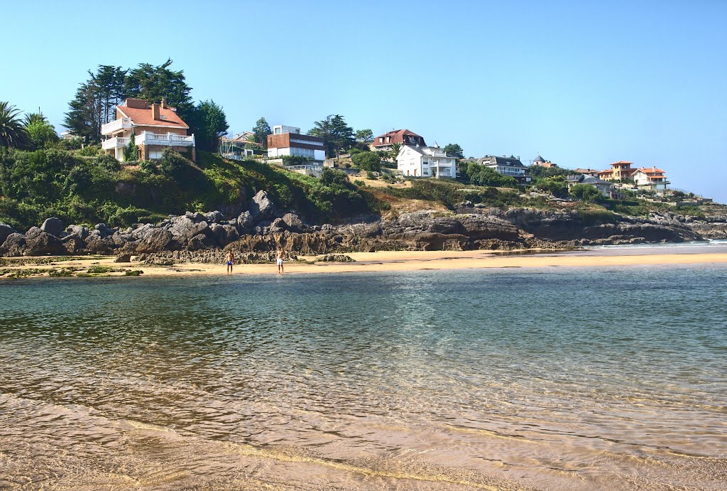 PLAYA DE LA ARENA Y CABO DE AJO - CANTABRIA by mackedwars