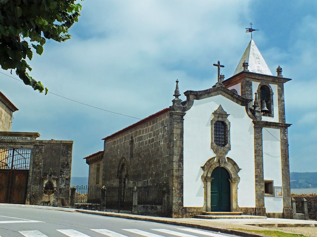 Iglesia de Gualtar, Braga. Portugal. by Valentín Enrique