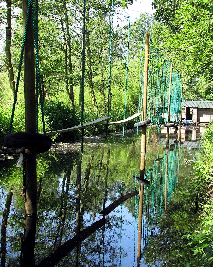 Scout centre Rotterdam - Capelle a/d IJssel by Jan Pereboom