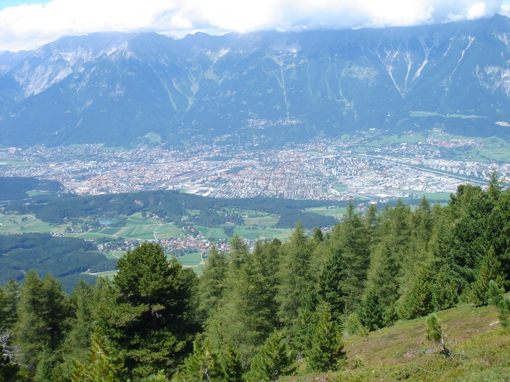 Innsbruck vom Patscherkofel by hewi66