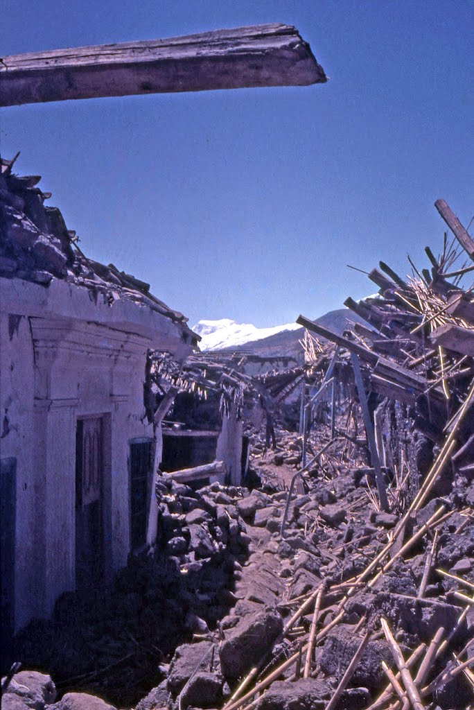 1970 PE Earthquake, Huaraz -3078 by Kischlat