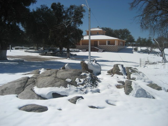 NEVADA EN EL RANCHO. by VinnyBoy