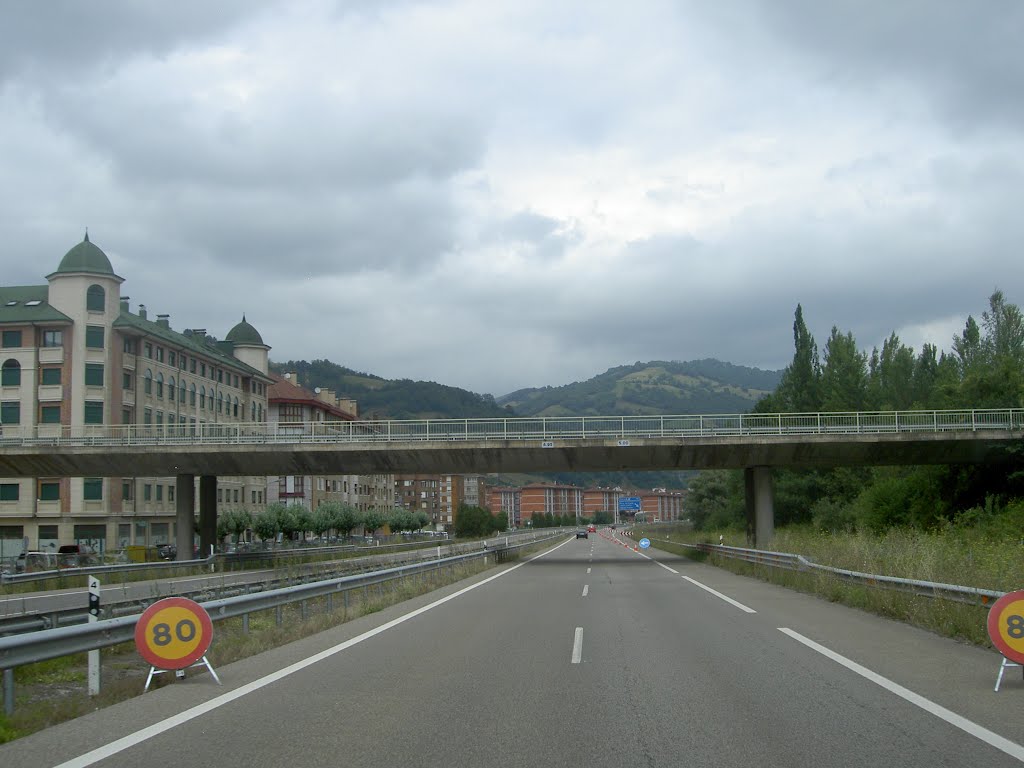 A-66, en Lena, Principado de Asturias, España.(Estepa32). by Estepa32