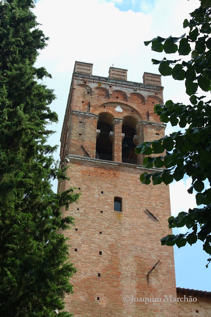 Torre da Basílica de San Domenico by Joaquim Marchão