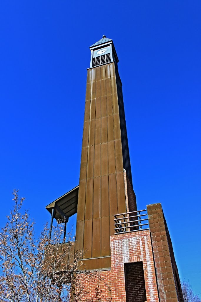 Millsaps Founders' Tower - Built 1987 by Ben_Tate