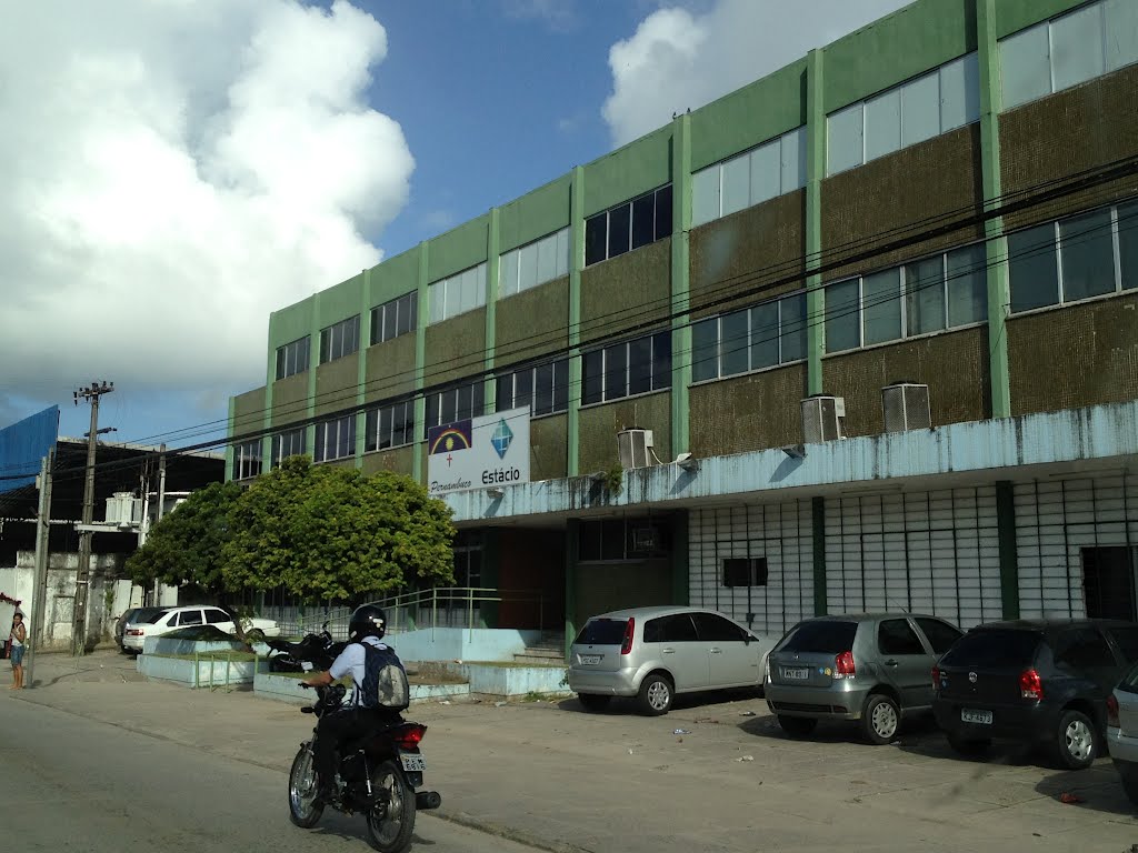 Av. Eng. Abdias de Carvalho - Prado - Recife-PE. by Nordeste