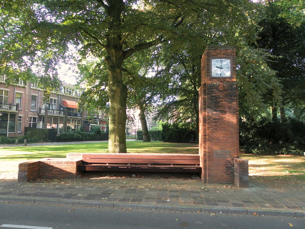 GEB Gedenkbank , (1925) , Remenbrance bench by Mart61