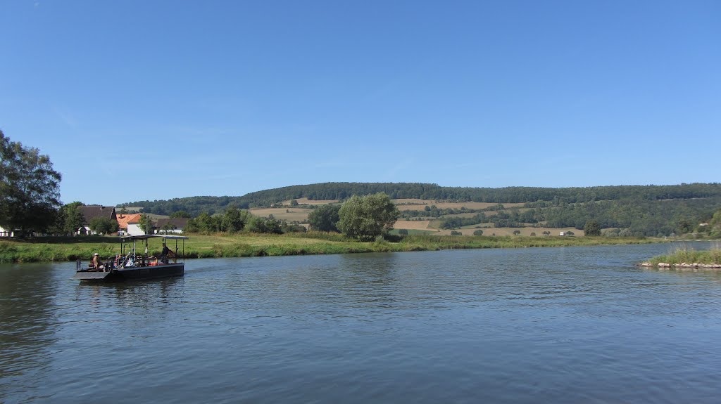 Grave - Personenfähre auf der Weser by Sachsenkrieger