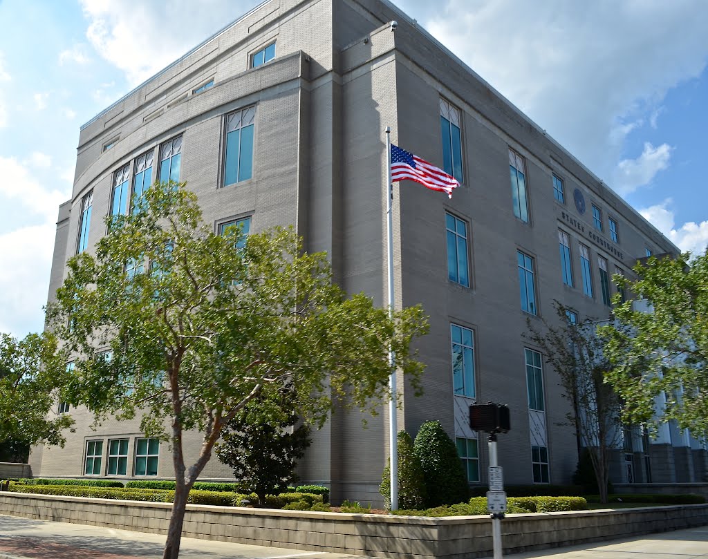 Escambia County Courthouse, Pensacola, FL by Buddy Rogers