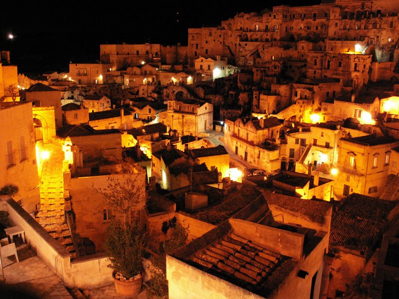 Matera by night by Henning Gerken