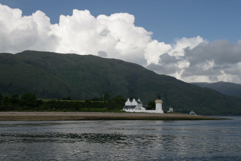 Corran Narrows by Martin Mul