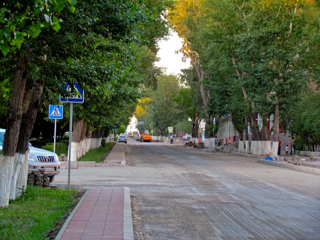 Karaganda, Mira blvd, road repair / Караганда, Бульвар Мира, ремонт дороги by Tikhon Butin