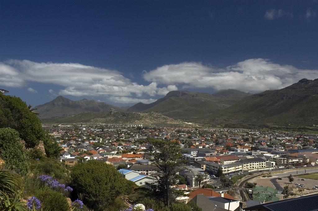 Fishoek Valey, Cape Town (looking NW) by Ivo Kravacek