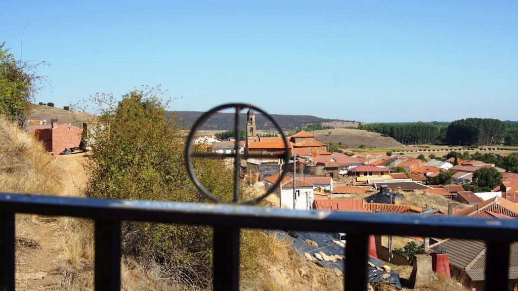 Vistas de Alija del Infantado by Hikergoer