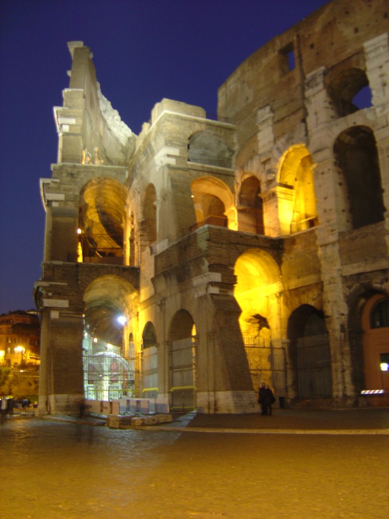 Colosseum@Night1 by k_ulf@hotmail.com