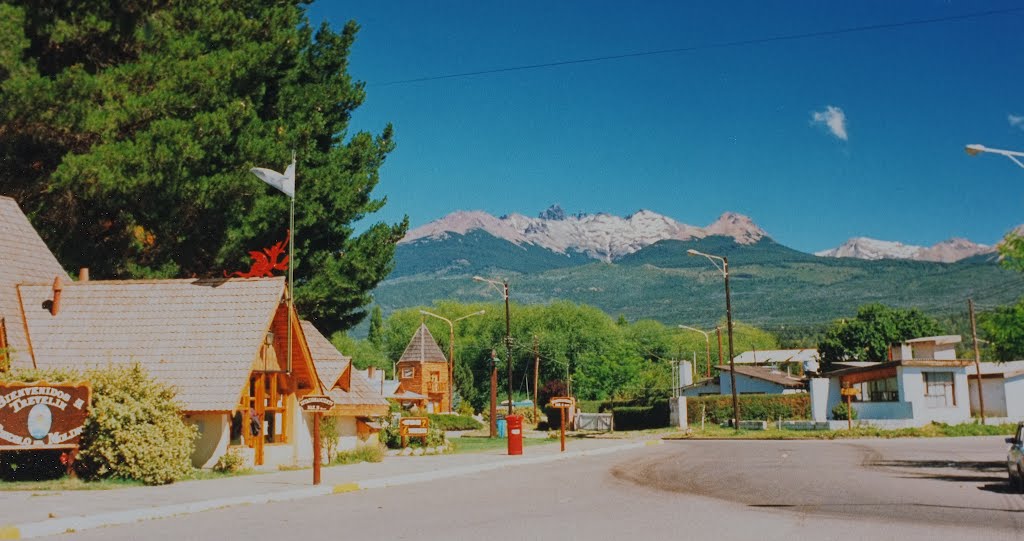 Plaza de Trevelin by Antonio Lorenzo