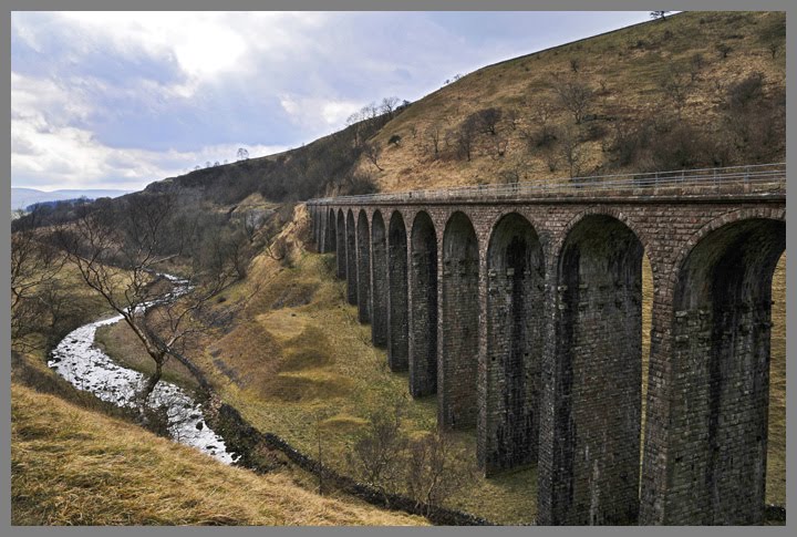 Smardale Gill Viaduct by crjennings.com