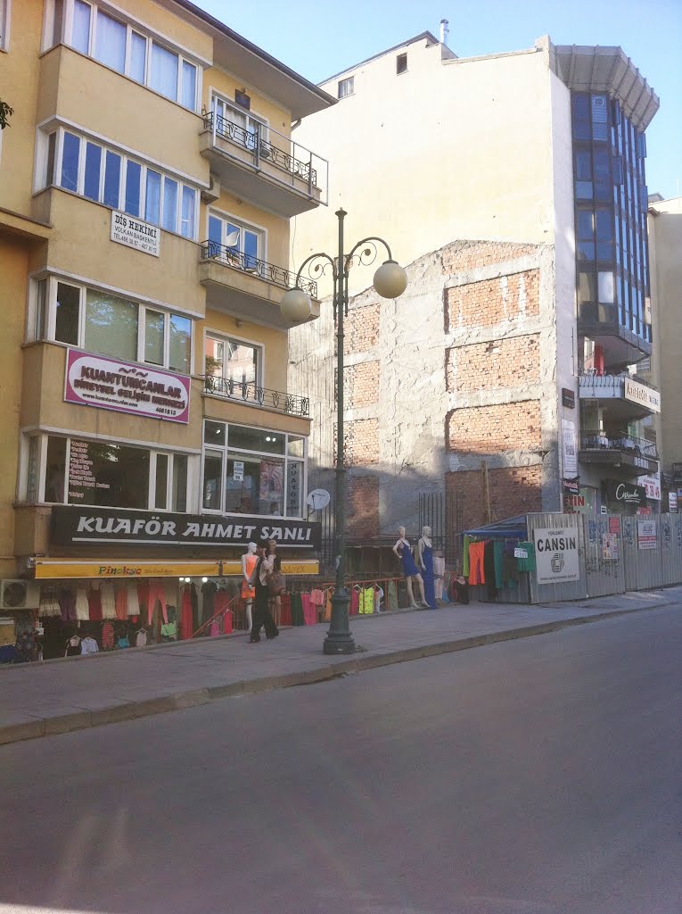 2012 ankara türkiye, tunalı hilmi caddesi by bynyalcin