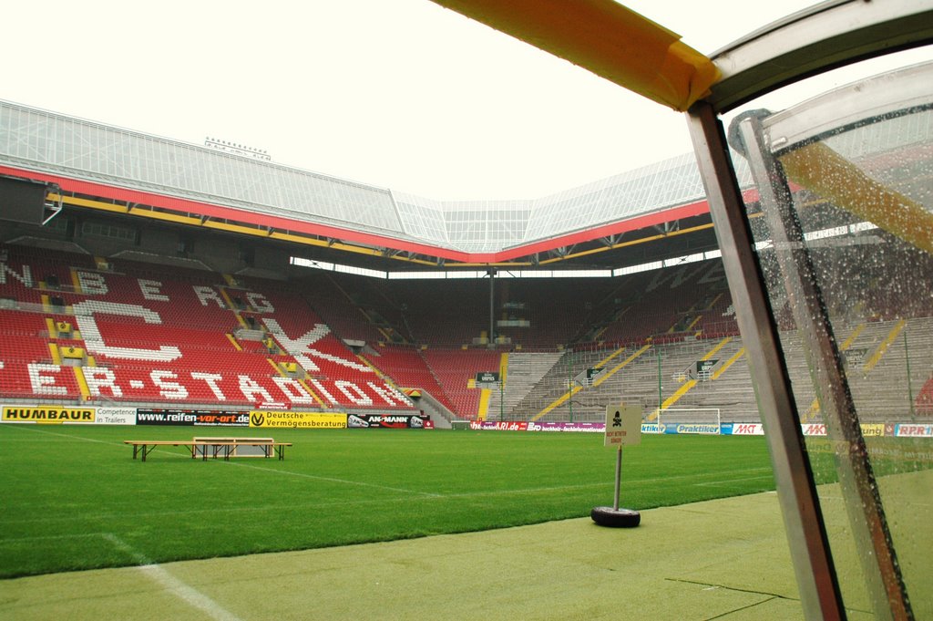 Fritz-Walter-Stadion Kaiserslautern Sued/Westtribüne by guenni51