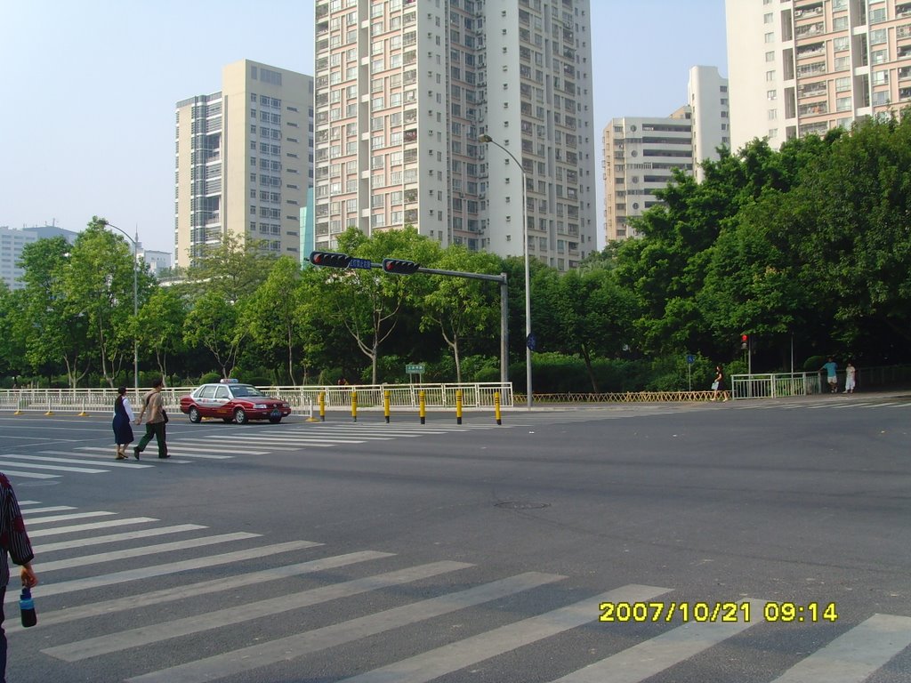 深圳上步中路 向南 Shangbu Road (Middle) Shenzhen Facing southward by Fu Xing Ji Di