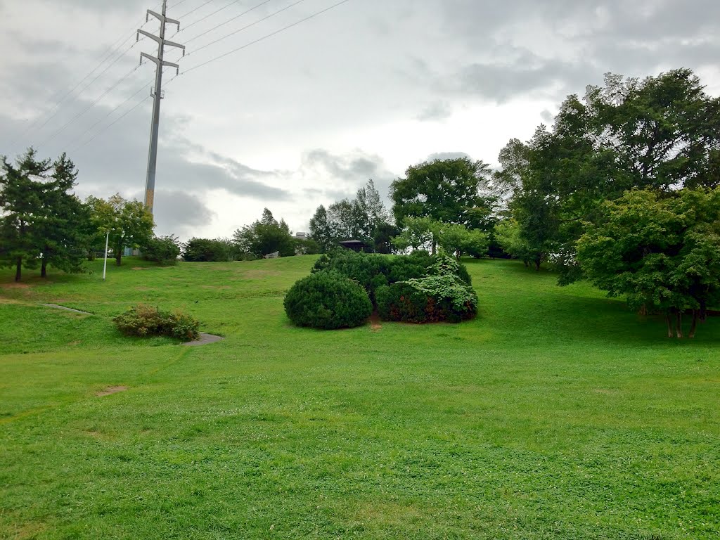 Hiragishi hill Park.The famous park which appears on television 平岸高台公園 水曜どうでしょう前枠・後枠にて放送 by masa+