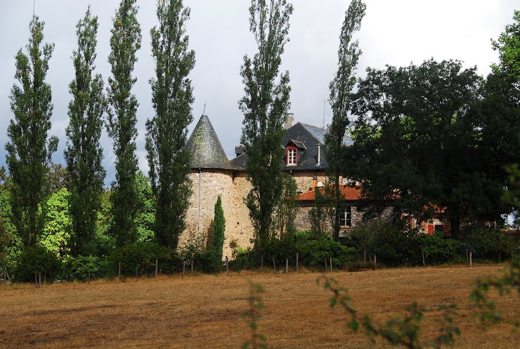 Château Le Théron (1) by F@M