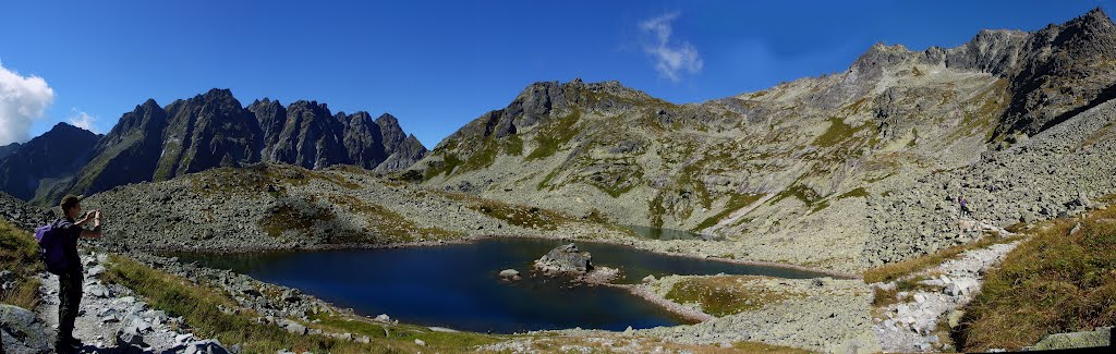 Żabie Plesa (Żabi staw Mięguszowiecki), w drodze na Rysy by Runner75