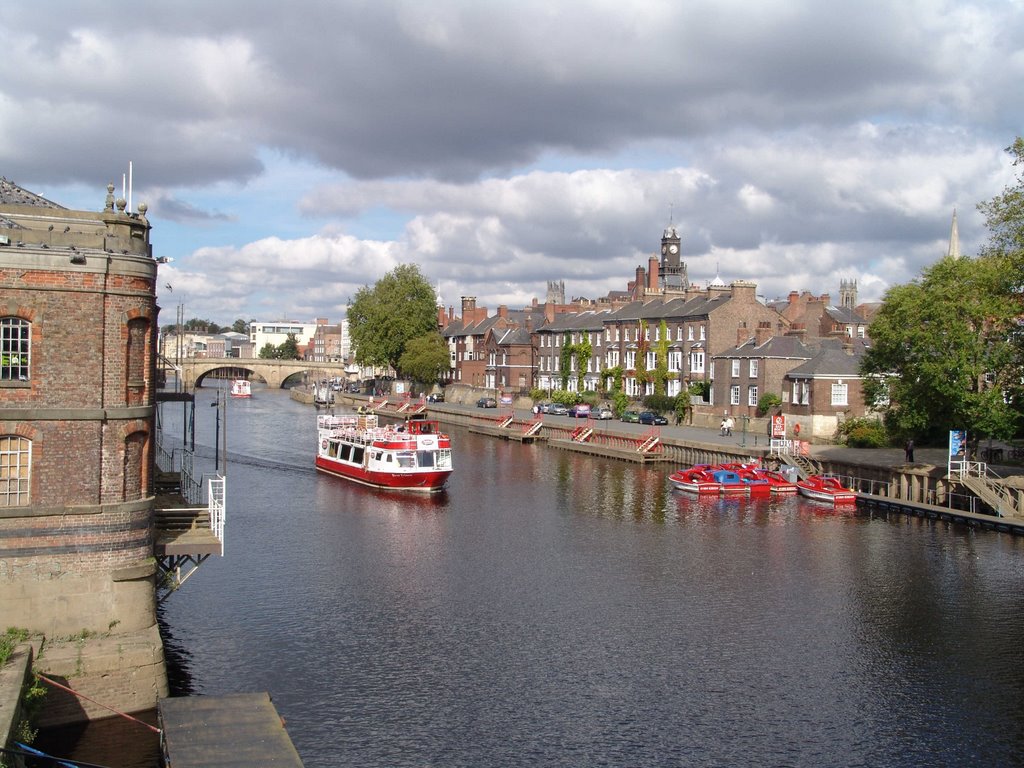 shipping on river Ouse by world of pictures by KlausH