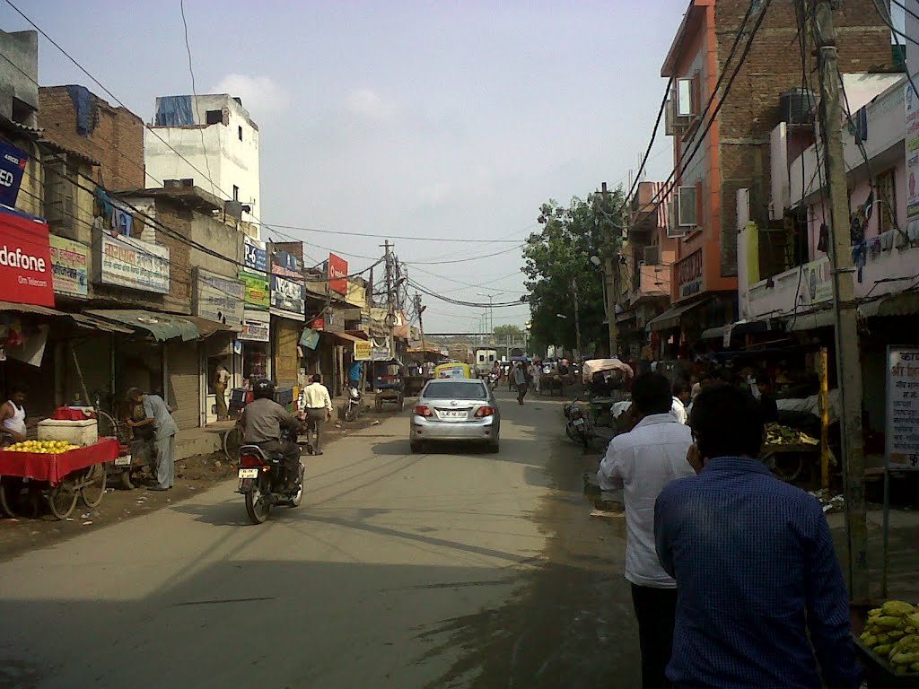 SHALIMAR BAGH ROAD by Anurag Kumar