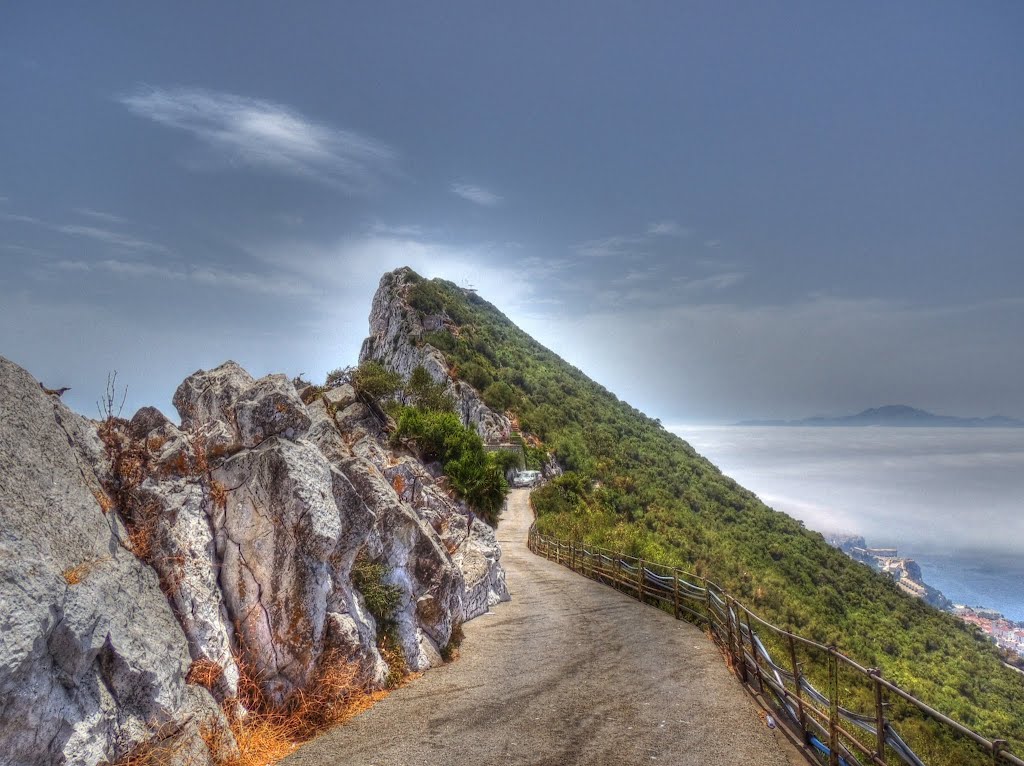 The walkway south along the spine of the Rock of Gibraltar, towards O'Hara's Battery. The Atlas mountains of Morocco in the distance, by janapede