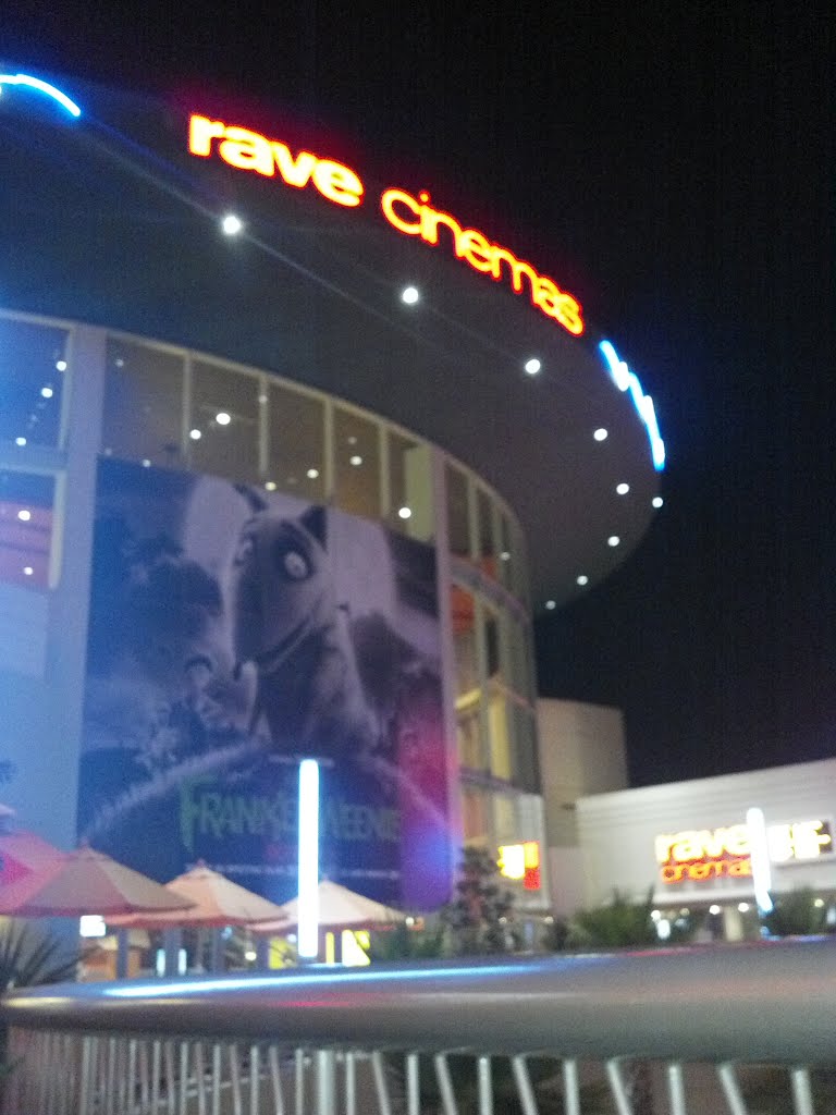 Rave Cinemas at Howard Hughes Promenade by duoxanatos 