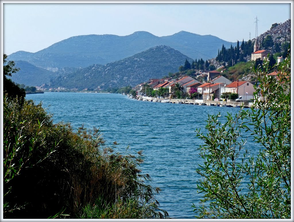 Neretva river by HonzaM