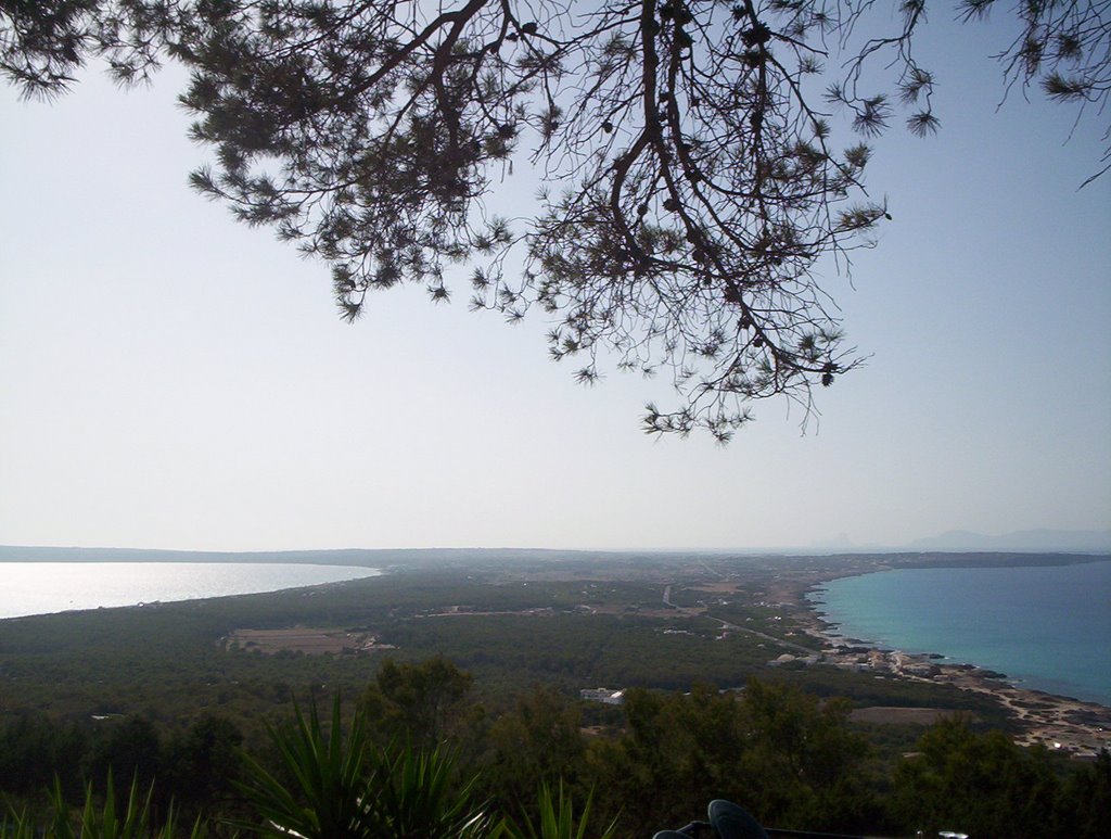 Formentera, entre dos costas by leo&lola