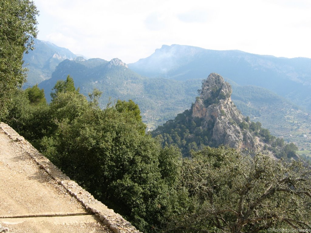 Wanderung zum Gipfel des Alqueria by Andreas Schwope