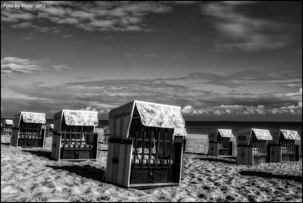 Usedom Trassenheide Strand S/W 2012 by Fiete112