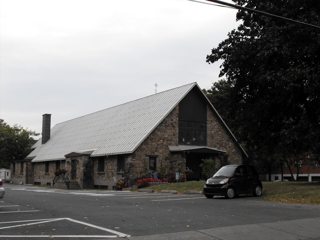 Sainte-Jeanne-de-Chantal Catholic Church by pegase1972