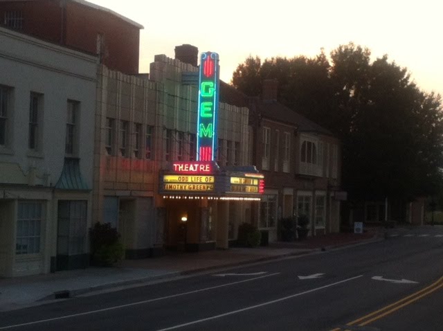 Kannapolis NC Neon Theater Lights 15 Sept 2012 by Mikeiamunion21