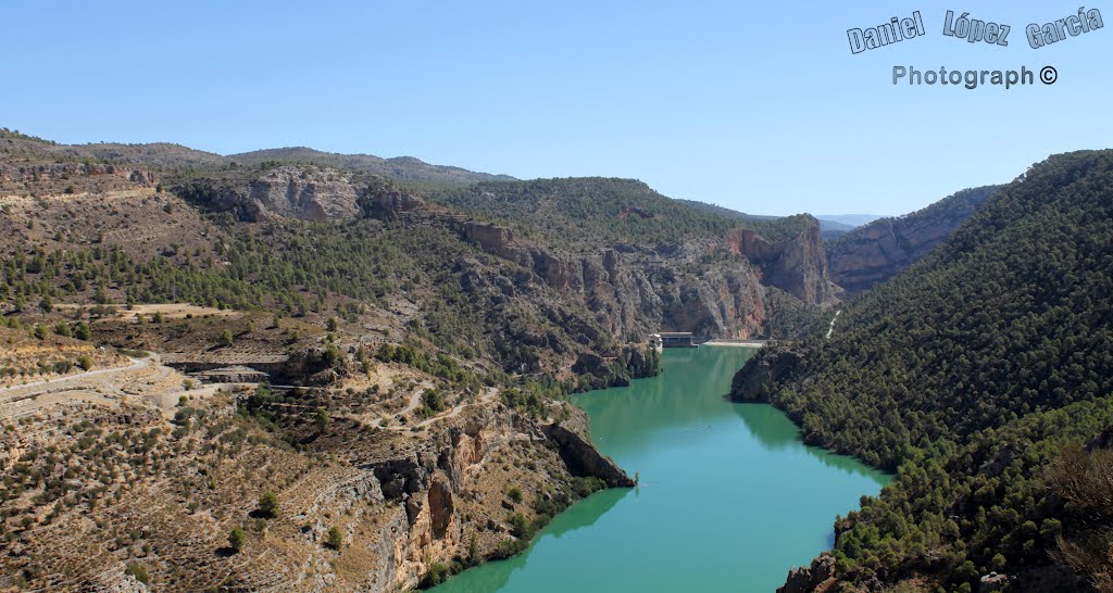 Desde el Santuario: Embalse de El Molinar - 12:15 pm del 16 de septiembre de 2012 by DnTrotaMundos ☮