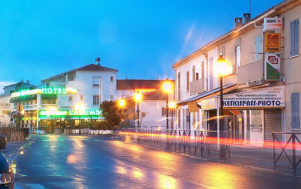 Saintes-Maries-de-la-Mer by pavel hynek