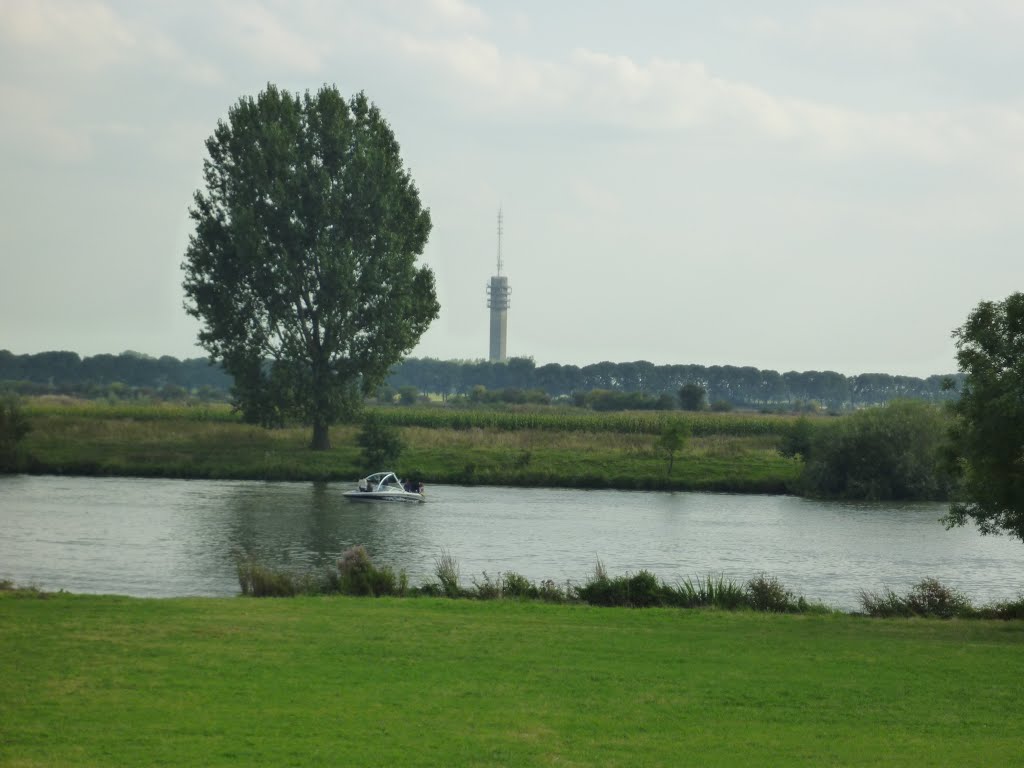 Communicatie toren , Haren by Mart61