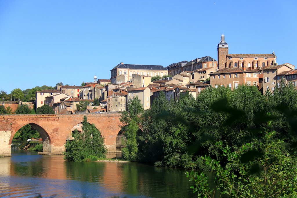 ALBI-PUENTE VIEJO by Iñaki Barrutiabengoa