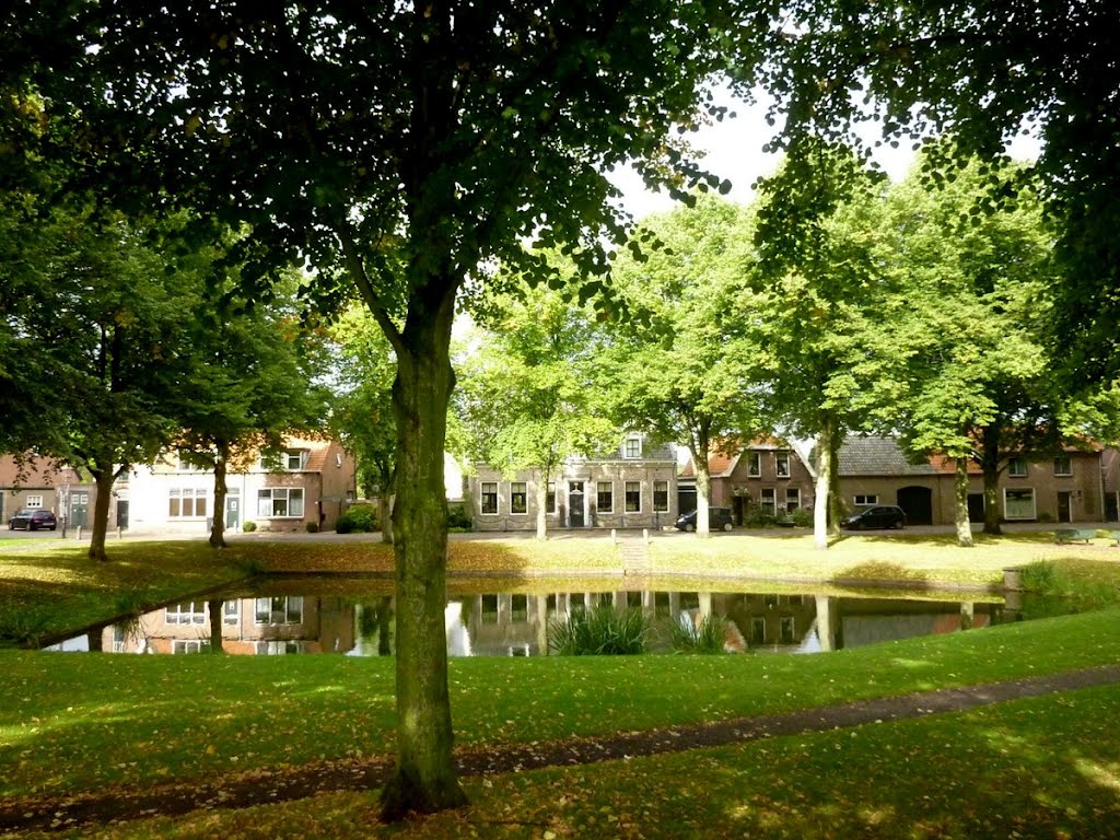 Nisse, dorpsplein by © Jos Van de Velde