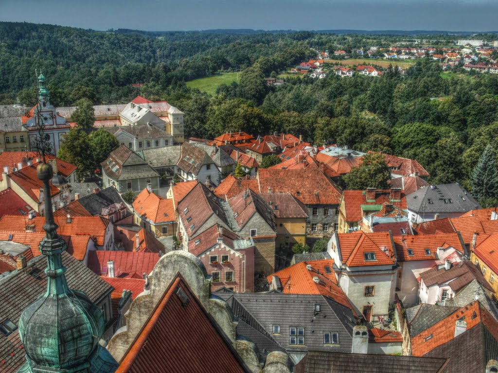 Pohled z věže hradu Kotnov v Táboře (view from the tower of the Kotnov Castle in Tábor) by Hanulinka