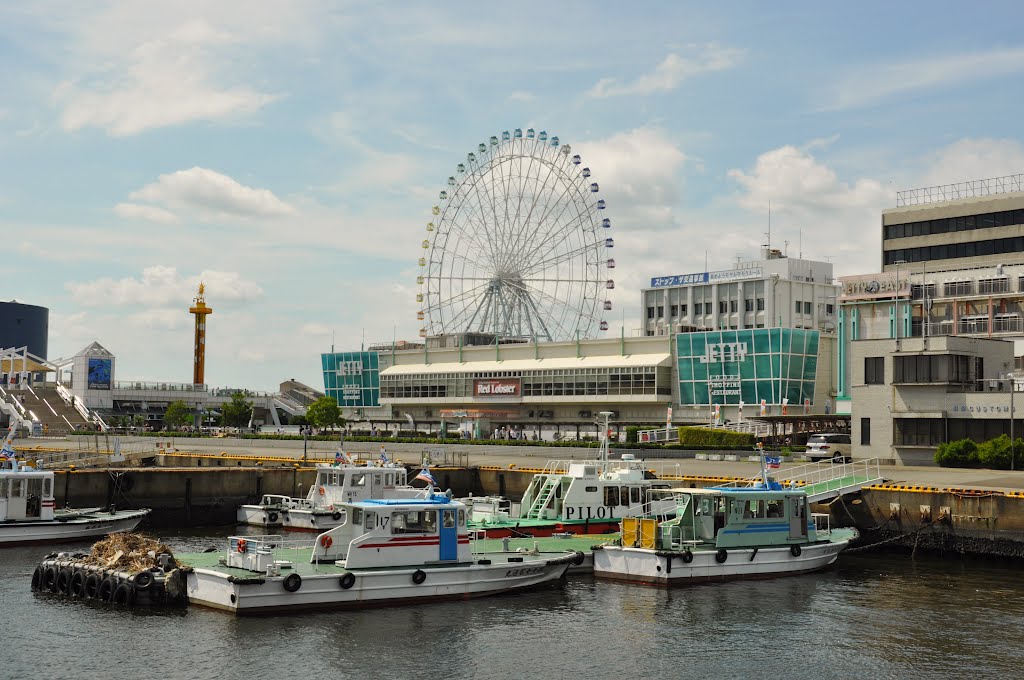 Port of Nagoya by Bartolomeo Gorgoglione