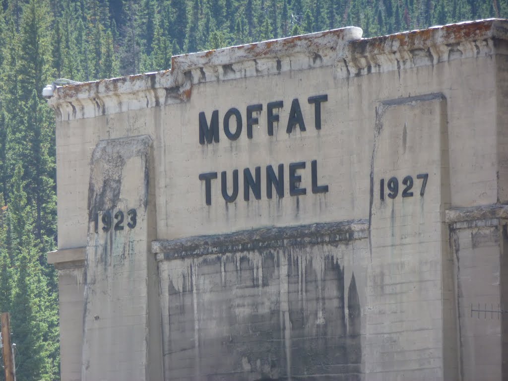 Moffat train tunnel by 1RDAK2