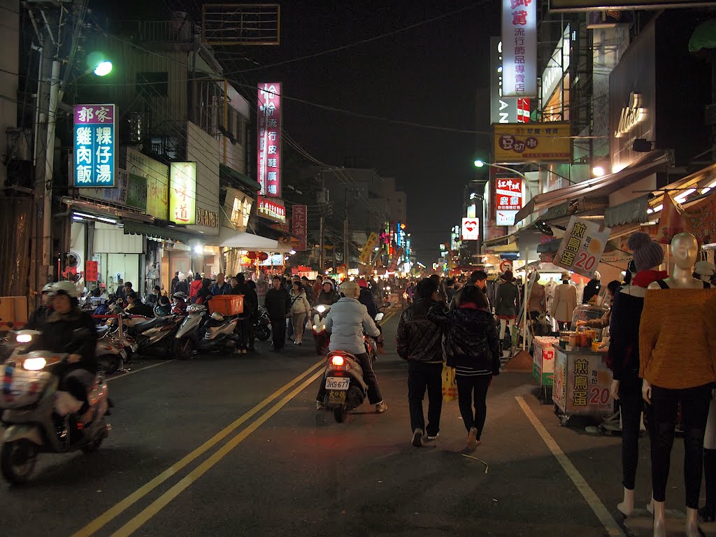 文化路夜市 - Wenhua Road Night Market - 2012.02 by rheins