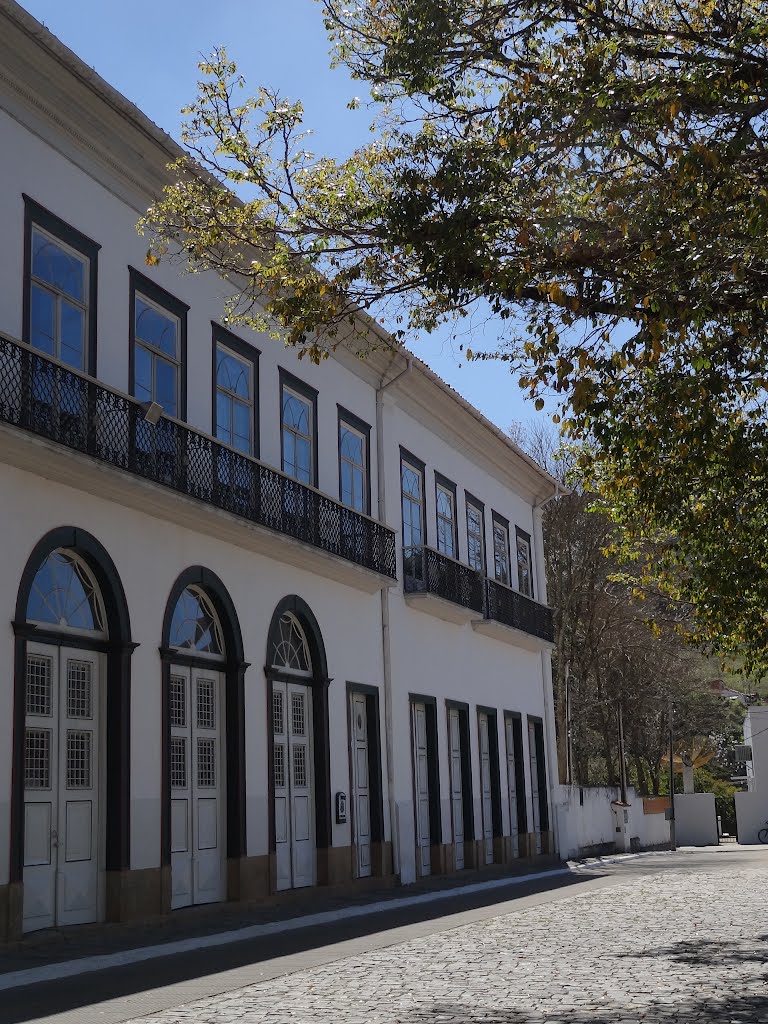 Solar Aguiar Vallin, Praça Rubião Jr. – Bananal, 2012 by Daniel Souza Lima