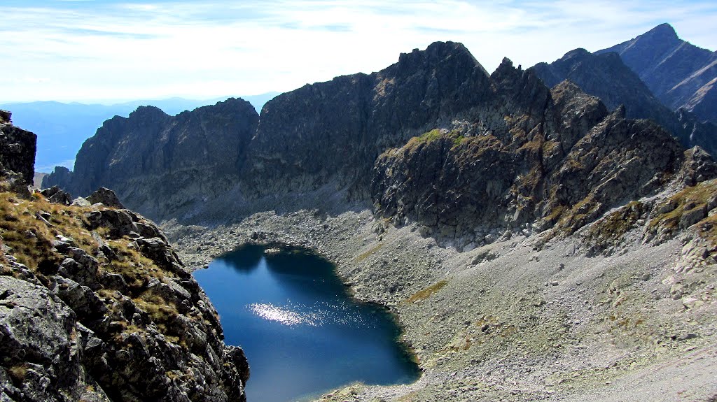 Výhľad z Bystrej lávky do záveru Furkotskej doliny a na Vyšné Wahlenbergovo pleso.Vpravo hore je Kriváň... by Majo 65